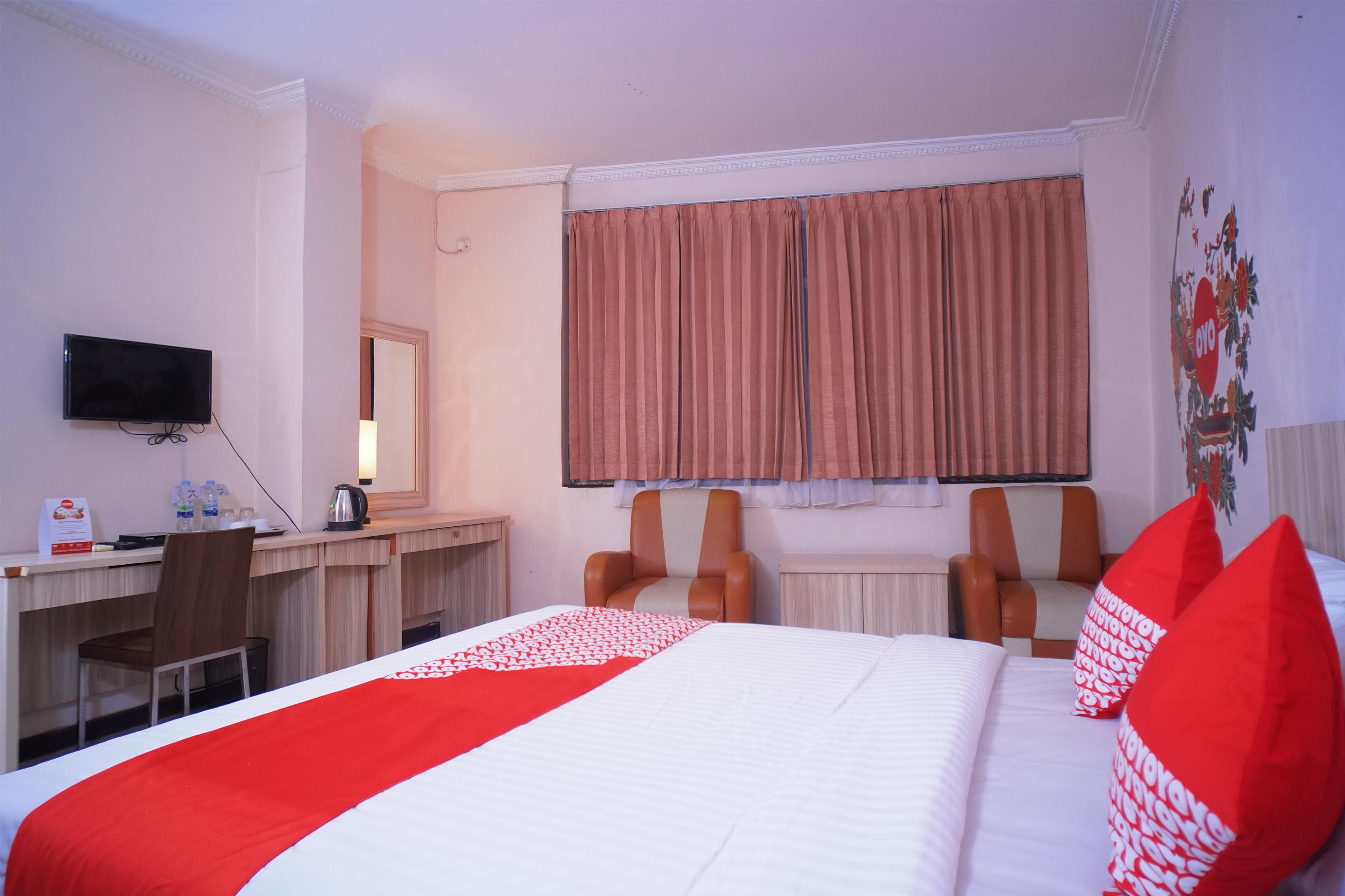 Capital O 142 Hotel Al Furqon Syariah Palembang Ngoại thất bức ảnh
