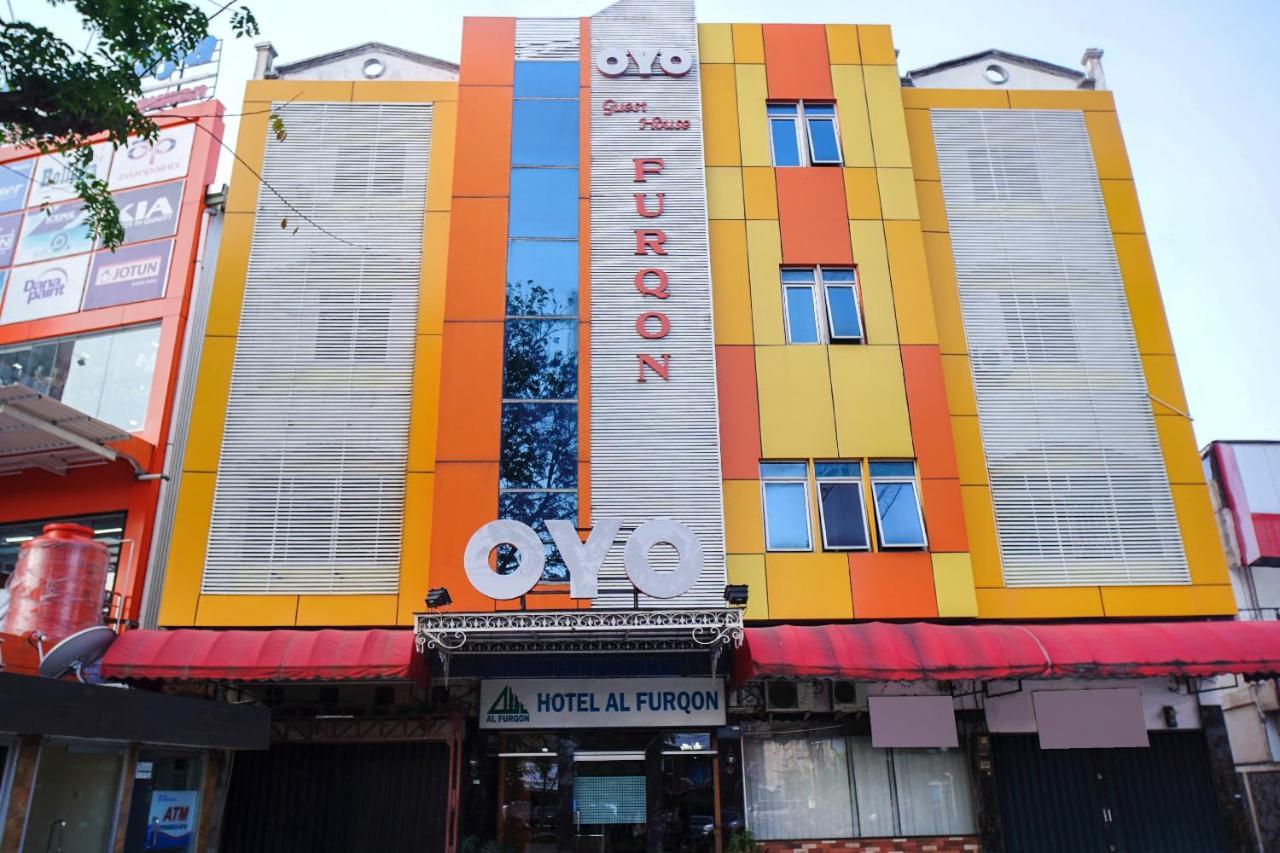 Capital O 142 Hotel Al Furqon Syariah Palembang Ngoại thất bức ảnh