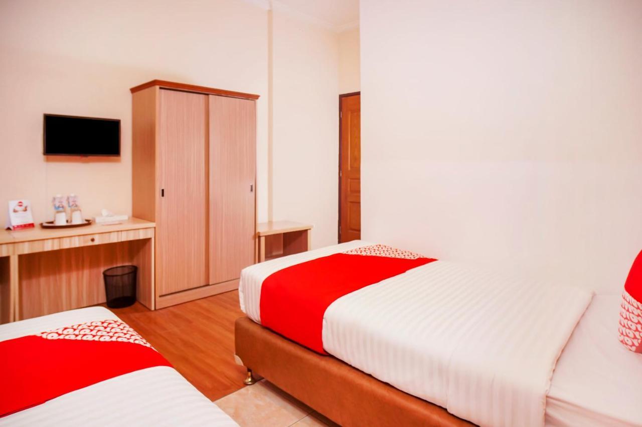 Capital O 142 Hotel Al Furqon Syariah Palembang Ngoại thất bức ảnh