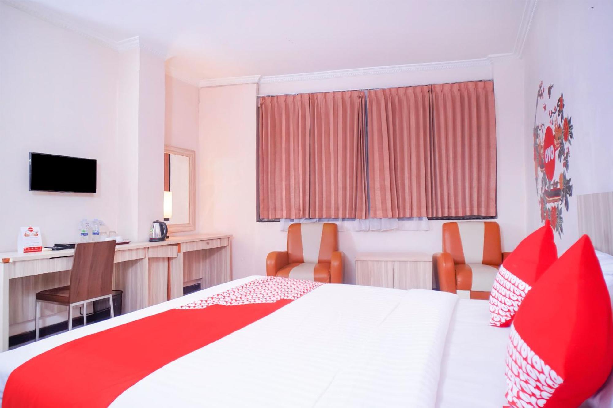 Capital O 142 Hotel Al Furqon Syariah Palembang Ngoại thất bức ảnh