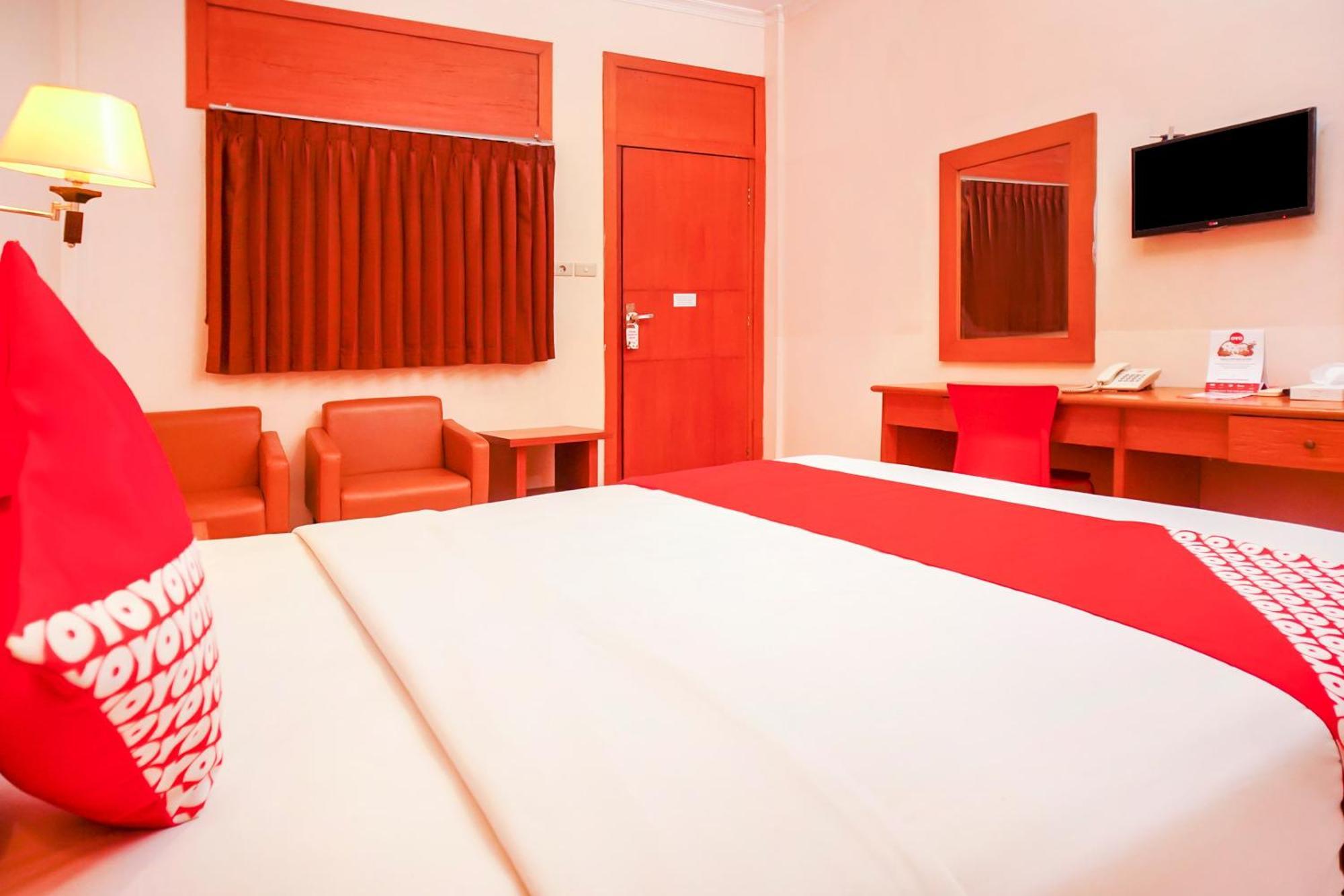 Capital O 142 Hotel Al Furqon Syariah Palembang Ngoại thất bức ảnh