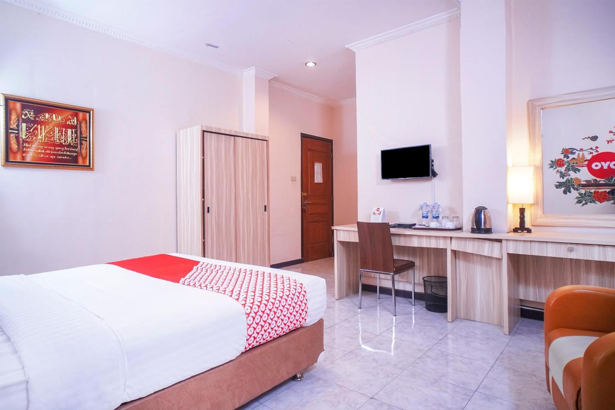 Capital O 142 Hotel Al Furqon Syariah Palembang Ngoại thất bức ảnh