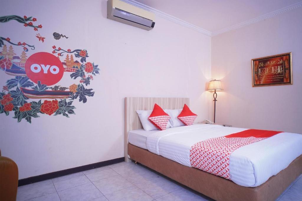 Capital O 142 Hotel Al Furqon Syariah Palembang Ngoại thất bức ảnh