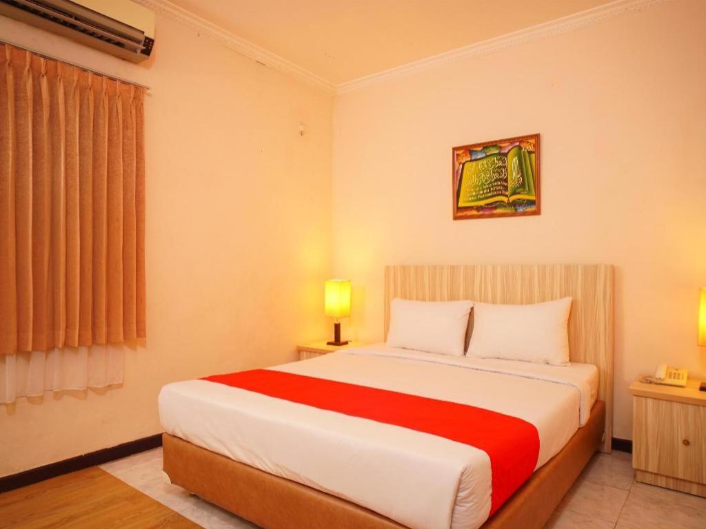 Capital O 142 Hotel Al Furqon Syariah Palembang Ngoại thất bức ảnh